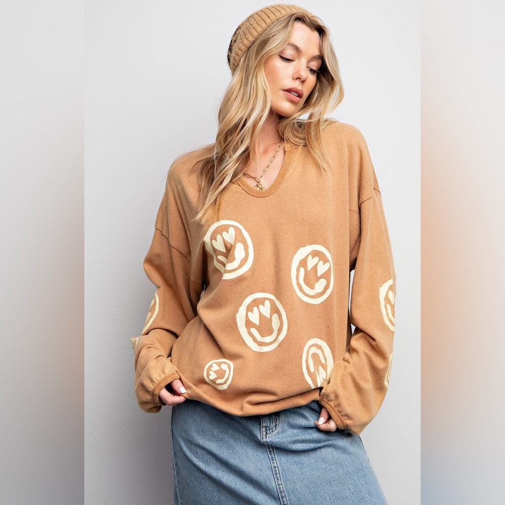 #011 Sale! 🥳Easel SMILEY FACE PRINTED WASHED TERRY KNIT PULLOVER